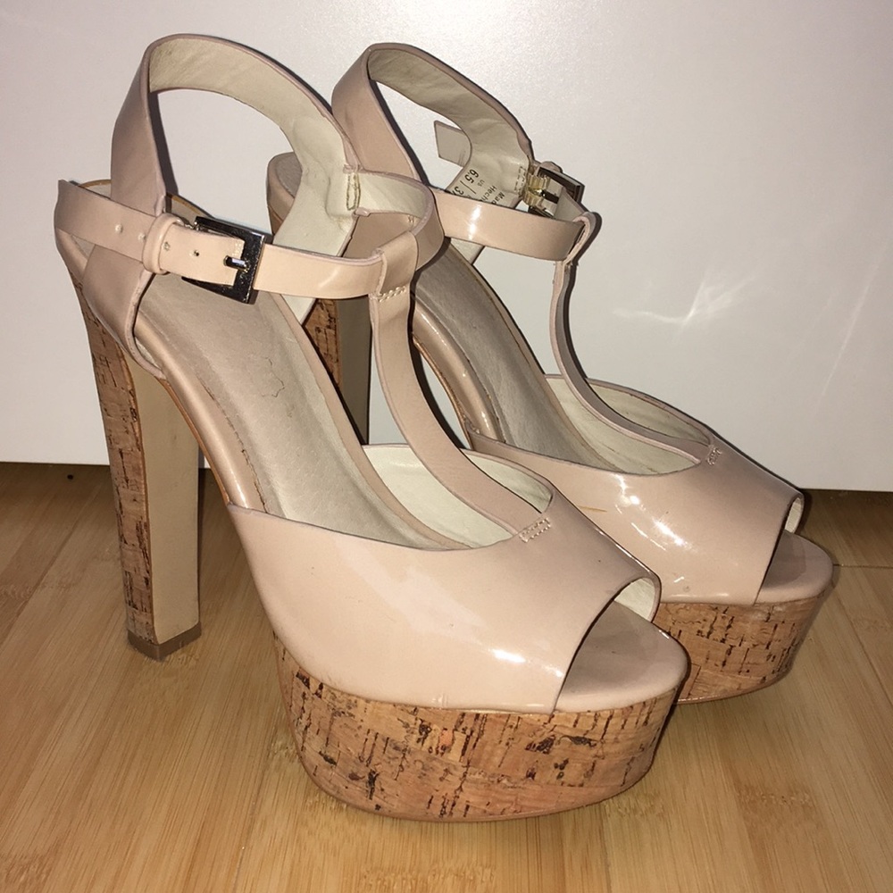 High-heel ALDO showstopper shoes